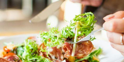 想调整内分泌，其实从饮食下手最实在!接下来就一起来看看那些食材可以帮你调整内分泌，让肤色和气色一起变好!