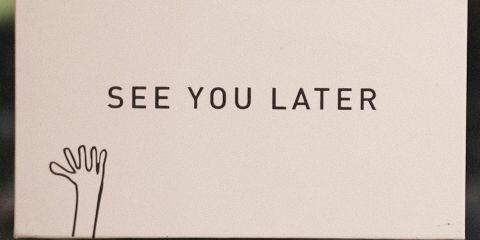 是否经常感觉到自己的皮肤逐渐失去弹性，开始出现松弛的迹象？随着年龄的增长，皮肤松弛成了一个无法避免的现象，但现代美容科技的进步已经为我们提供了许多抗老的选择。现在就跟着本篇文章一起来了解一下吧！