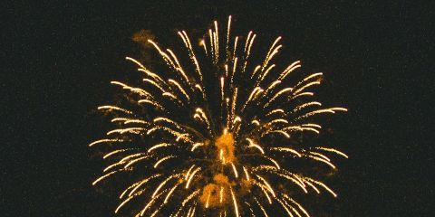 又长了一颗痘…?你是不是每天照镜子前都会忍不住多看两眼?心里想这肤况到底出了什么问题，让痘痘持续找上门呢?今天就让本篇文章来告诉你痘痘为什么会找上门吧。