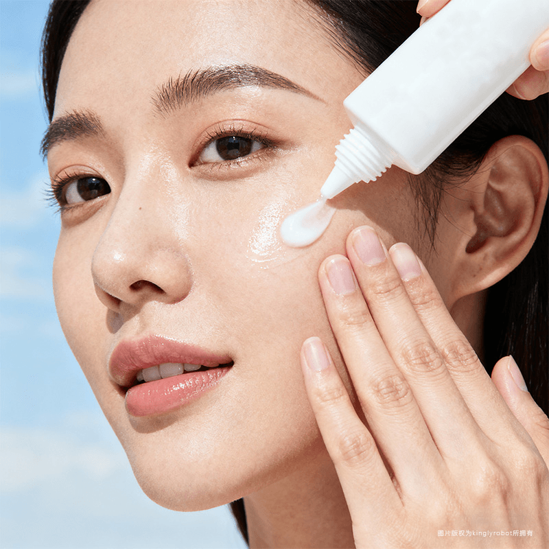 洗脸后立即补水修护