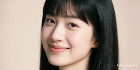 脸部出油与干燥紧绷看似是两种对立的肌肤问题,但实际上往往来自于同一个核心:油水平衡失调。
皮脂与水分是维持皮肤健康的两大要素,当两者比例不当时,就会出现「外油内干」、「干燥脱屑」或「敏感泛红」等困扰。
想要打造既不出油又不紧绷的肤质,需要从日常护理流程逐步调整。